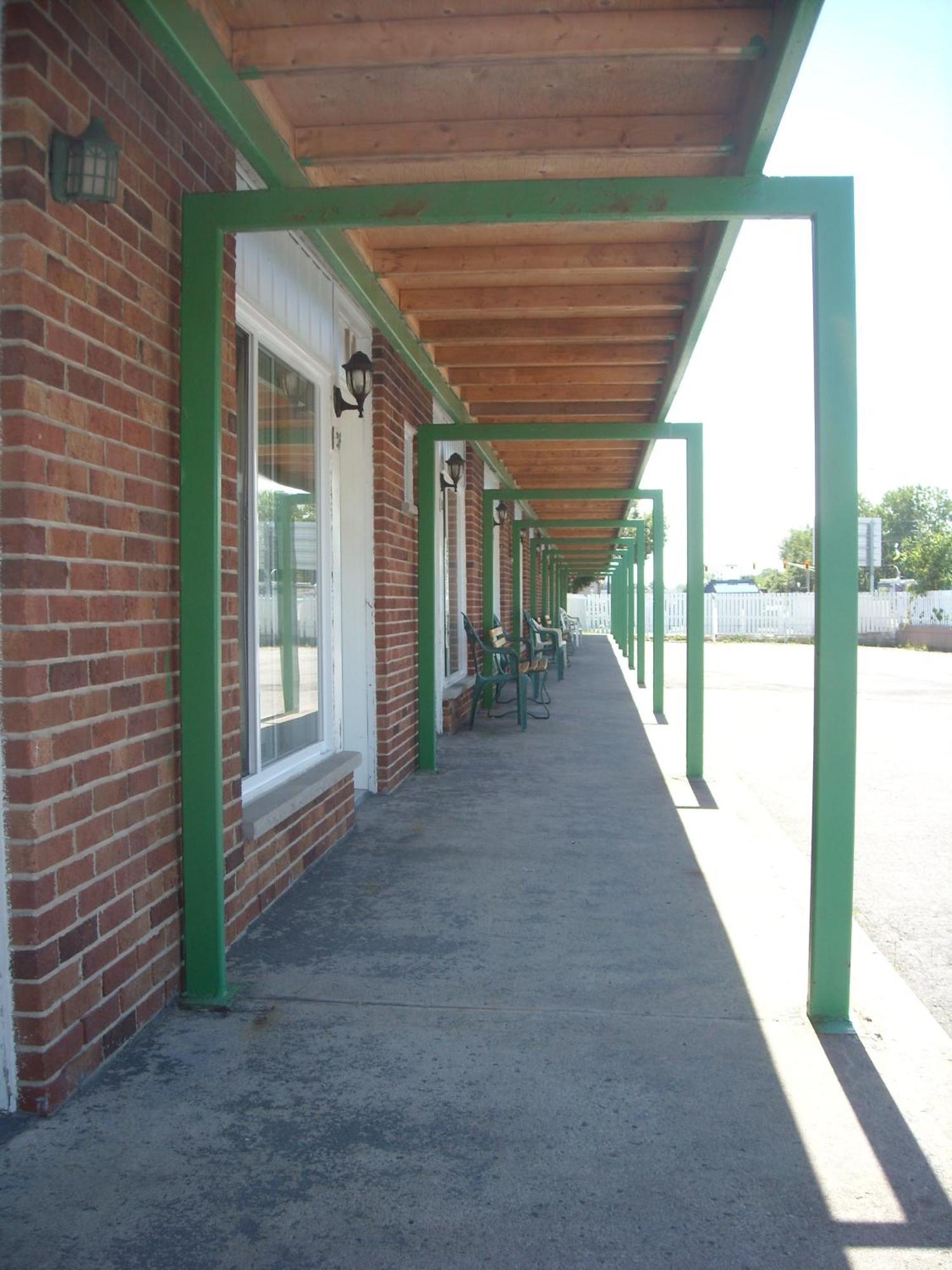 Motel Montreal Notre-Dame-de-l'Ile-Perrot Exterior foto